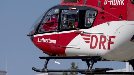 Rettungshubschrauber Christoph 44 startet in einen Einsatz © NDR/M2 