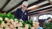 Sandra Heinken kultiviert ihre eigenen Sorten in Delmenhorst. Verkauft wird auf dem Großmarkt in Bremen. © NDR/FILMBLICK Hannover 