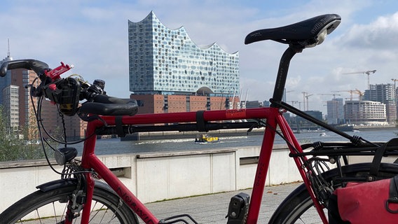 Hamburg mit dem Rad erkunden. © NDR/Ralph Alexowitz 