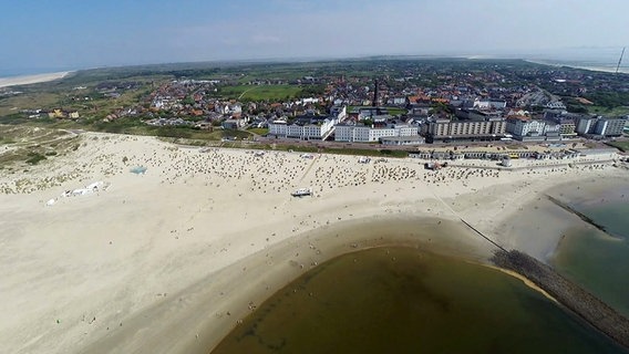 Luftbild der Insel Borkum. © NDR 