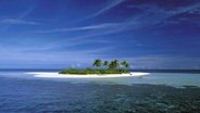 Perlen im Ozean: Über 20.000 Inseln soll es im südlichen Pazifik geben - viele davon sind so klein, dass sie auf kaum einer Landkarte verzeichnet sind. © © NDR/BBC 