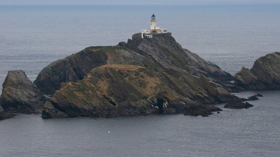 Die nördlichste Spitze der Shetlands: Die schottische Insel Muckle Flugga. © Grospitz & Westphalen Filmproduktion 