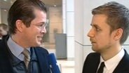 Verteidigungsminister zu Guttenberg im Interview mitTobias Schlegl © NDR Foto: Screenshot