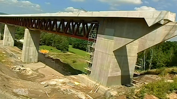 unvollendete Brücke  