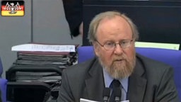 "Neulich im Bundestag" mit Wolfgang Thierse © NDR Foto: Screenshot