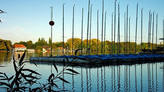 Maschsee Hannover im Morgenlicht. © NDR Foto: Angelika Lause, Langenhagen.