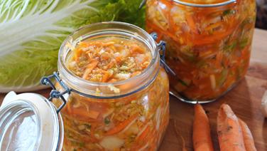 Kimchi in einem Weckglas. © NDR Foto: Florian Kruck