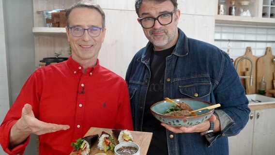 Dr. Matthias Riedl und Tarik Rose © NDR/Florian Kruck 