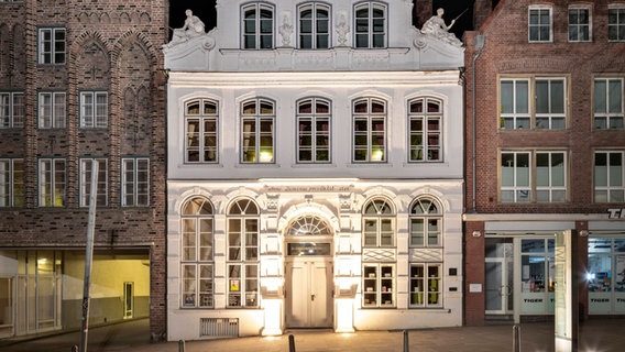 Das Buddenbrookhaus in Lübeck © imago images/imagebroker Foto: Thomas Robbin