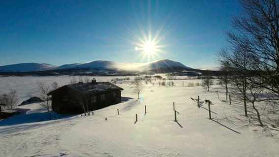 In Hessdalen, einem 12 km langen Hochtal, sind am Nachthimmel immer wieder sonderbare Lichterscheinungen zu beobachten. © NDR/Jung & Rathjen Filmproduktion 