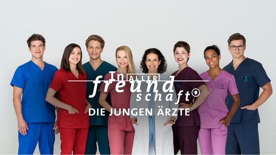 Ben Ahlbeck (Philipp Danne), Rebecca Krieger (Milena Straube), Mikko Rantala (Luan Gummich), Julia Berger (Mirka Pigulla), Dr. Leyla Sherbaz (Sanam Afrashteh), Dr. Theresa Koschka (Katharina Nesytowa), Dr. Emma Jahn (Elisa Agbaglah) und Dr. Elias Bähr (Stefan Ruppe). © ARD/Markus Nass 