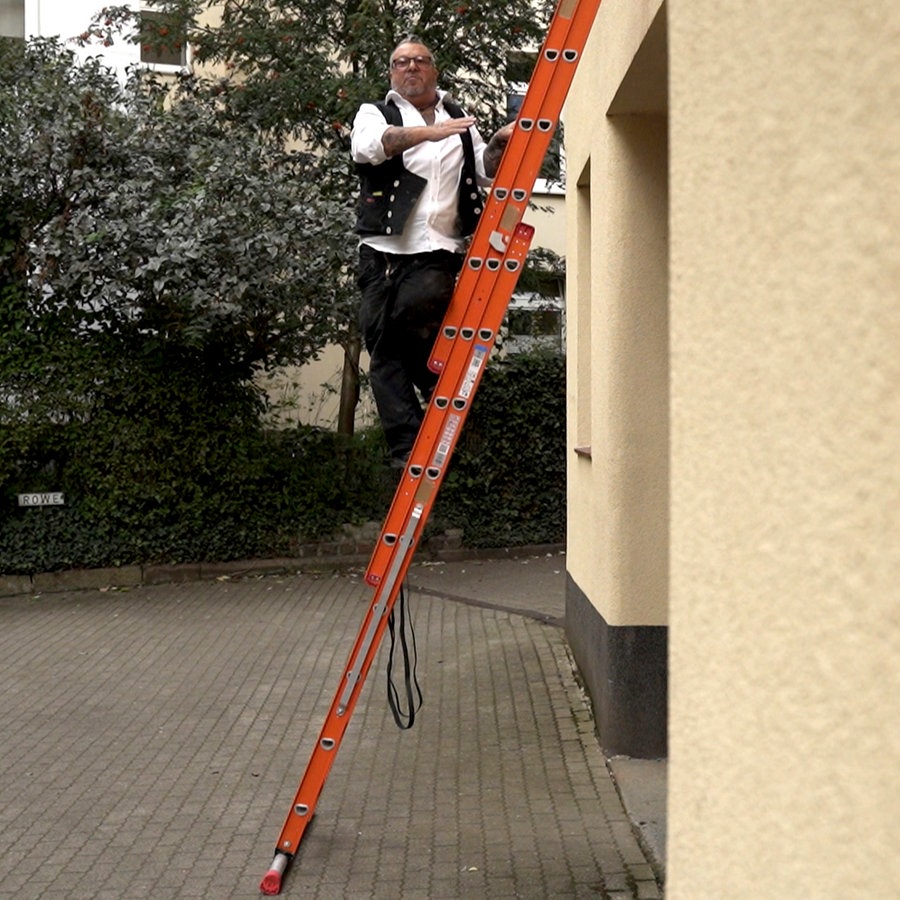 Eine Leiter Sicher Verwenden So Geht Es Richtig Ndr De Ratgeber Verbraucher