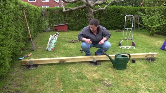 Eine Holzterrasse für den Garten bauen