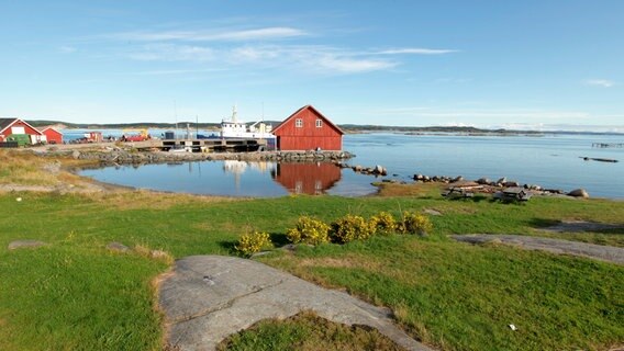Der Anleger von Jomfruland, einer Insel im Süden Norwegens. © NDR/Jan Hinrik Drevs 
