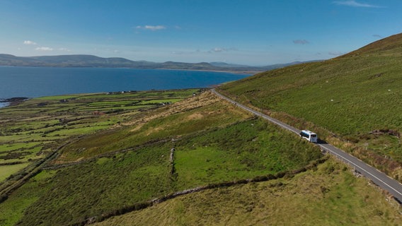 Der Ring of Kerry ist Irlands schönste Panoramastraße. Sie führt über 180 Kilometer rund um die Iveragh-Halbinsel im Südwesten des Landes. © NDR/nonfictionplanet/Florian Melzer 