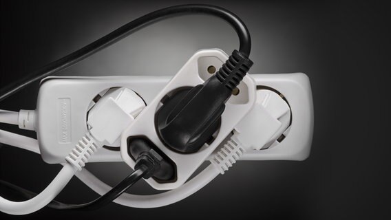 Mehrfachsteckdose © fotolia.com Foto: TASPP