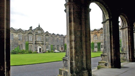 Aufnahme der St. Andrews University in Schottland, Juni 2006. © picture-alliance/MAXPPP 