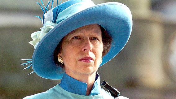 Prinzessin Anne im Jahr 2005 bei einer Gedenkveranstaltung zum Ende der Zweiten Weltkriegs © Picture-Alliance / dpa / Empics 