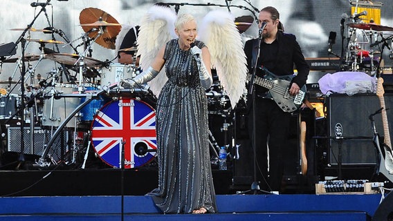 Annie Lennox bei ihrem Auftritt am 4. Juni zu Ehren des Thronjubiläums von Queen Elizabeth. © dpa picture alliance Foto: Ian West