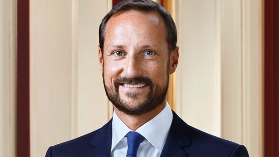 Kronprinz Haakon Von Norwegen Eine Biografie Ndr De