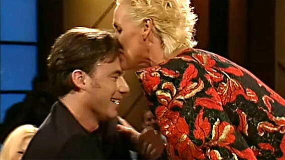 Comedian Michael "Bully" Herbig und Brigitte Nielsen in der NDR Talk Show. © NDR Fernsehen 