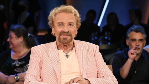 Der Moderator und Entertainer Thomas Gottschalk ist zu Gast in der NDR Talk Show am 24. Juni 2022. © NDR Fernsehen/Uwe Ernst Foto: Uwe Ernst