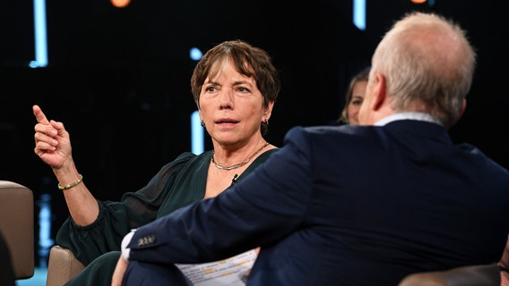Die Theologin und Autorin Margot Käßmann ist zu Gast in der NDR Talk Show am 2. Mai 2025. © NDR Fernsehen/Uwe Ernst Foto: Uwe Ernst