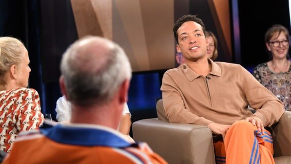 Der Moderator Aurel Mertz ist zu Gast in der NDR Talk Show am 15. September 2023. © NDR Fernsehen/Uwe Ernst Foto: Uwe Ernst