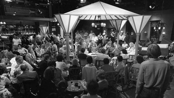 Das Studio kurz vor Beginn der Sendung am 25.07.1980 © NDR/Fred Fechtner 