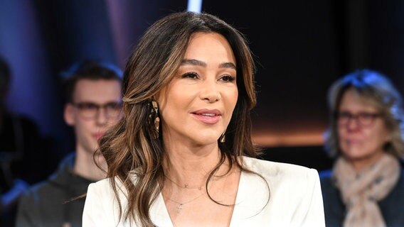 Die Moderatorin Verona Pooth ist zu Gast in der NDR Talk Show am 17. März 2023. © NDR Fernsehen/Uwe Ernst Foto: Uwe Ernst