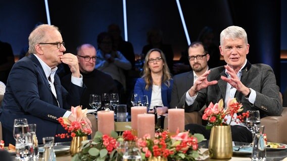 Der Herzchirurg Prof. Hermann Reichenspurner ist zu Gast in der NDR Talk Show am 8. Dezember 2023. © NDR Fernsehen/ Uwe Ernst Foto: Uwe Ernst