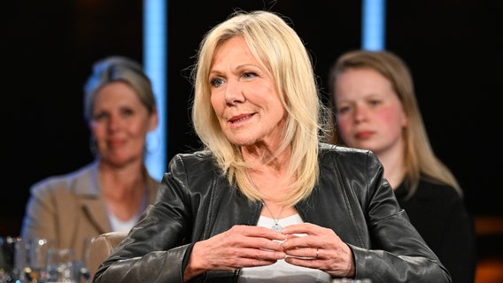 Die Moderatorin Ulrike von der Groeben ist zu Gast in der NDR Talk Show am 9. Mai 2025. © NDR Fernsehen/ Markus Hertrich Foto: Markus Hertrich