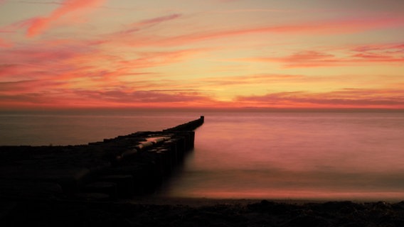 Sonnenuntergang an der Ostsee. © NDR Foto: Anke Hanusik aus Grimmen