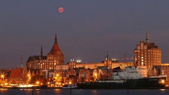 Blutmond über Rostock © NDR Foto: Frank Nowack aus Rostock