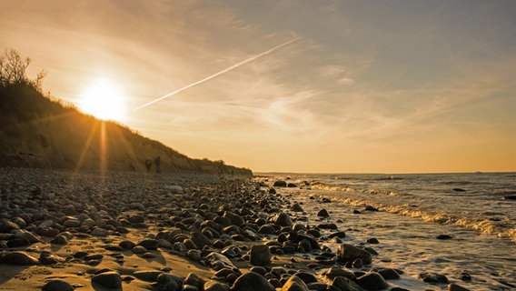 Herbstsonne scheint am Strand von Nienhagen. © NDR Foto: Peter Schumacher aus Sievershagen