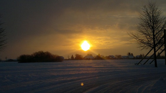 Sonnenaufgang über Mönchhagen © NDR Foto:  Jochen Schulz aus Mönchhagen