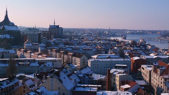 Blick für Rostock im Winter © NDR Foto: Andreas Erdt aus Dummerstorf