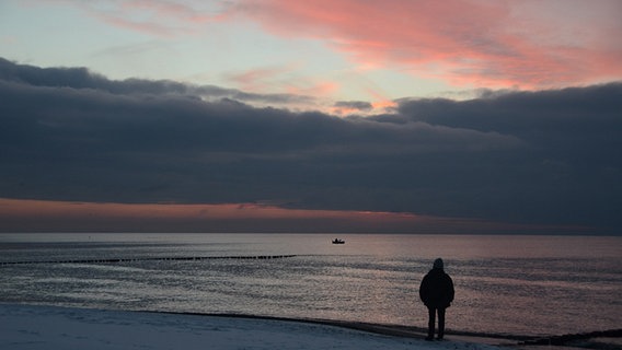 Der Himmel über Hiddensee brennt © NDR Foto: Robert Ott aus Vitte