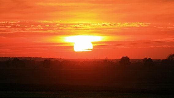 Sonnenuntergang in Gützkow © NDR Foto: Sandra Kieper aus Gützkow