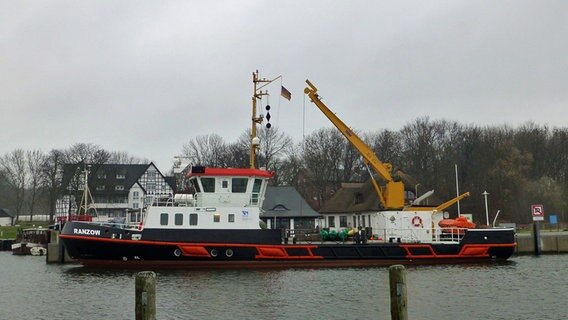Der Tonnenleger Ranzow auf Hiddensee © NDR Foto: Gerald Schneider aus Kloster