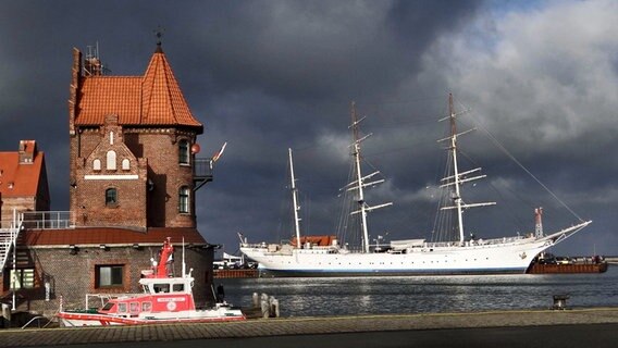 Die Gorch Fock im Stralsunder Hafen © NDR Foto: Johannes Pisch aus Stralsund