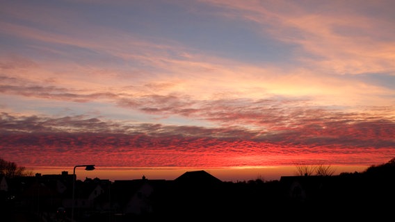 Sonnenaufgang über Sassnitz © NDR Foto: Freimut Berlik aus Sassnitz