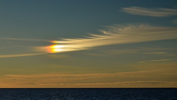 Irisierende Wolken über der Ostsee © NDR Foto: Dagmar Jaschen aus Bestensee