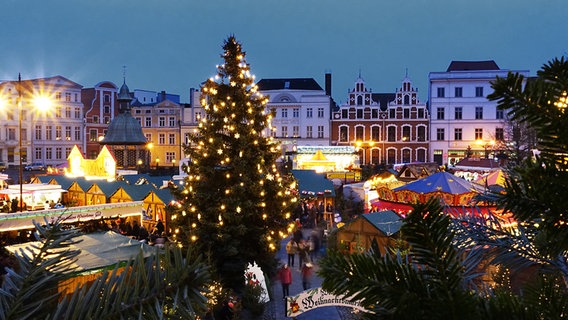 Weihnachtsmarkt in Wismar © NDR Foto: Helmut Kuzina aus Wismar