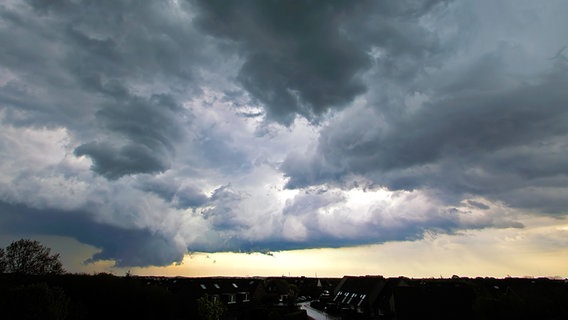 Gewitterwolken über Schwerin © NDR Foto: Werner Schulz aus Schwerin
