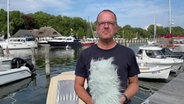 Stefan Kreibohm präsentiert das Wetter für den 25. Juli 2023 © NDR 