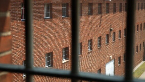 Knastfenster © Screenshot 