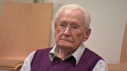 Der ehemalige SS-Mann Oskar Gröning vor Gericht. © NDR 