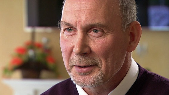 Joachim Radke ist Busfahrer in Berlin und Medienkritiker. © NDR/RD 