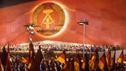Feierlichkeiten zum 25. Jahrestag der DDR © Screenshot 